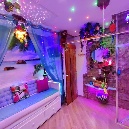 Wonder Room Paraiso Magico Habitacion Nerja Luaran gambar