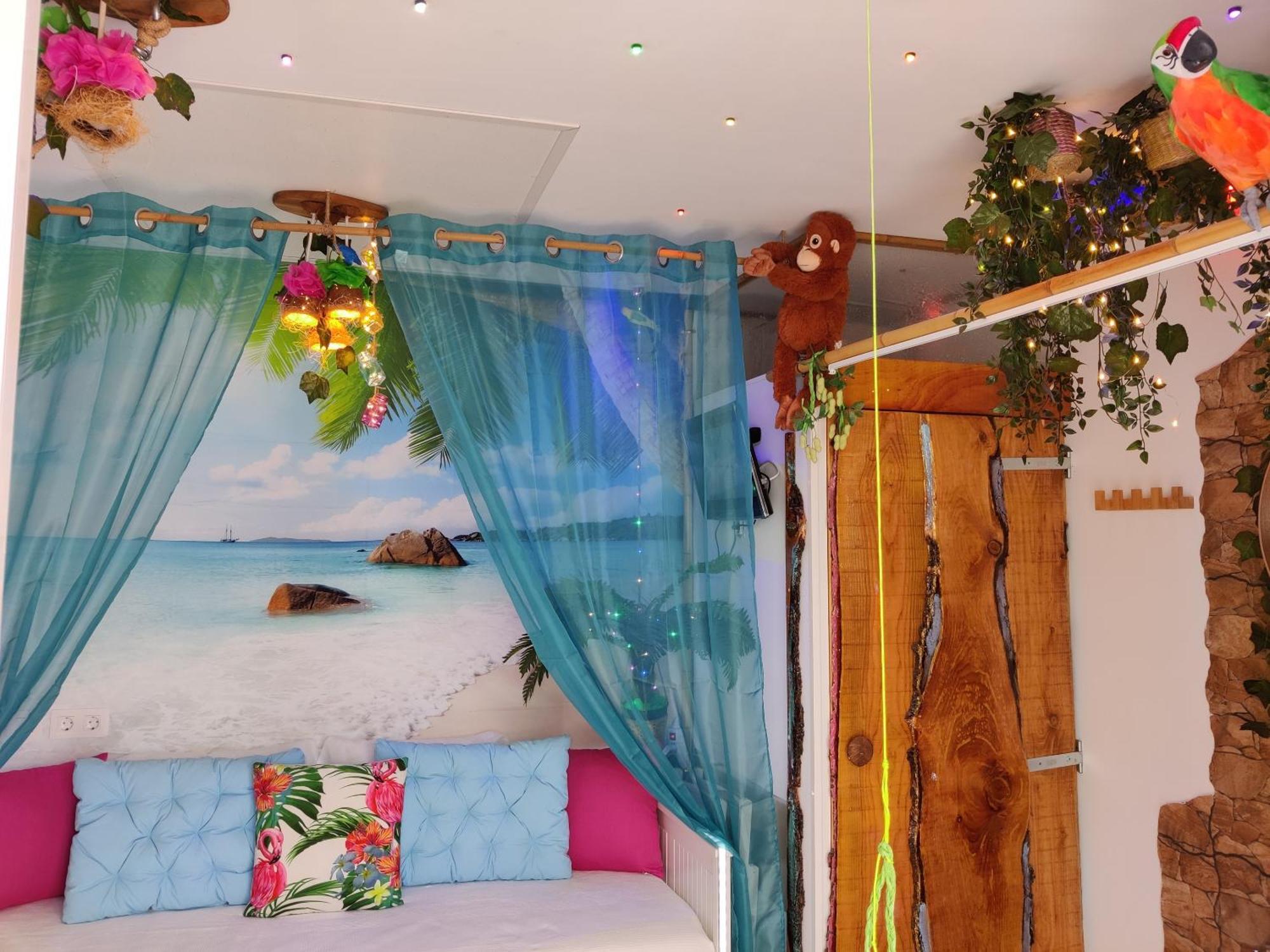 Wonder Room Paraiso Magico Habitacion Nerja Luaran gambar