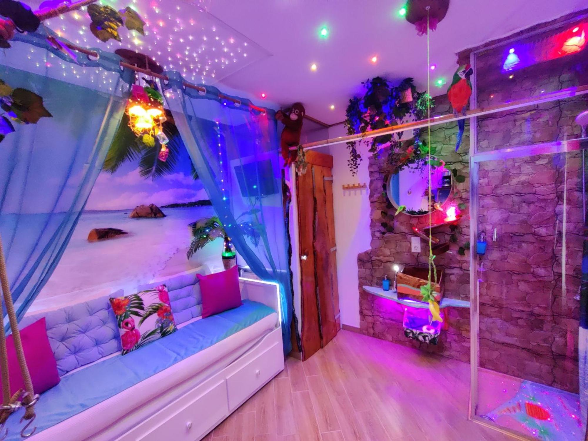 Wonder Room Paraiso Magico Habitacion Nerja Luaran gambar